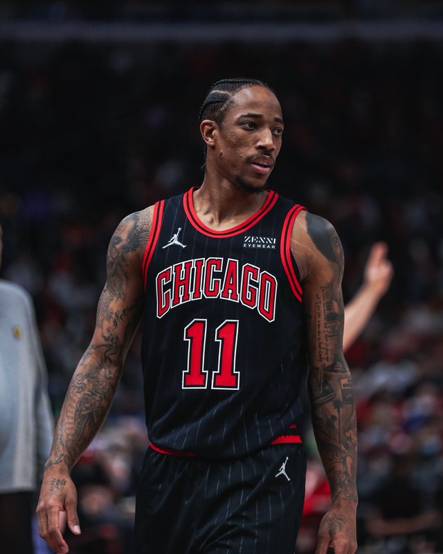 开云体育官网-09届太强了！都是26000分，你知道哈登库里德罗赞用了多少场吗？|詹姆斯·哈登|斯蒂芬·库里|全明星|德玛尔-德罗赞|德马尔·德罗赞_新浪体育_新浪新闻